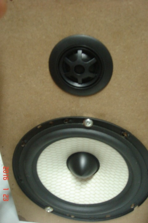 ALTIS 10.5代 車用音響國際牌 CQ-JS7094D AUX問題求助