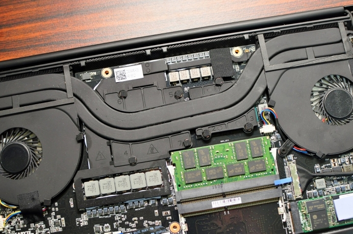 GIGABYTE Aero14 V7,搭載Kaby Lake CPU測試首發