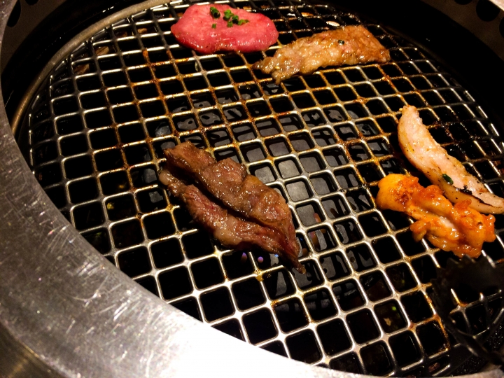 【美食。食記】東京 池袋 份量輕巧 肉質不俗 清江苑 燒肉 商業午餐 划算 和牛 牛肉 豬肉