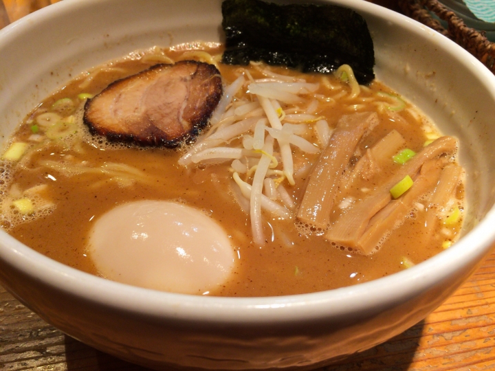 【美食。食記】東京 池袋 大碗管飽 親切如家 我家 拉麵 沾麵 女性 推薦 歡迎女生來我家吃麵