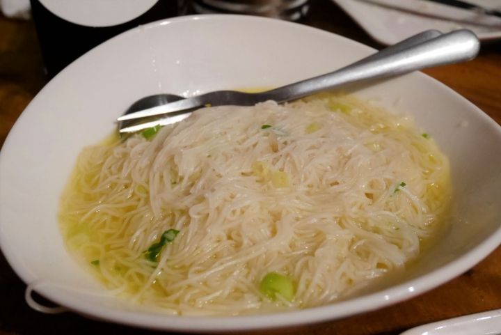 【台北陽明山 | 景觀餐廳】峇里島風格的約會與夜景聖地✦The Top 屋頂上