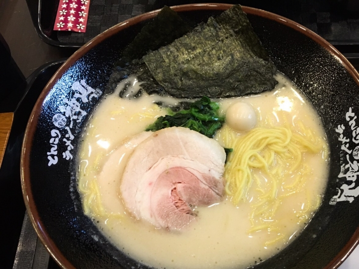 【美食。食記】彰化市 調整為台味的日式拉麵 還可以再更好 神山拉麵 拉麵 定食