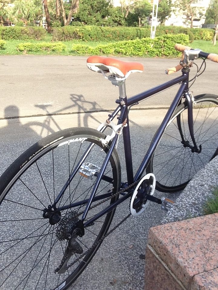 老鋼管單車重漆改裝