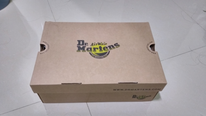 不專業開春好禮: Dr.Martens 3989