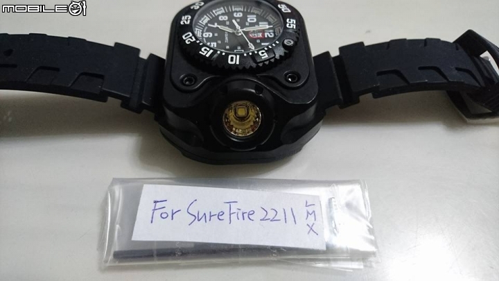 SureFire 2211 Luminox 錶身與燈分解