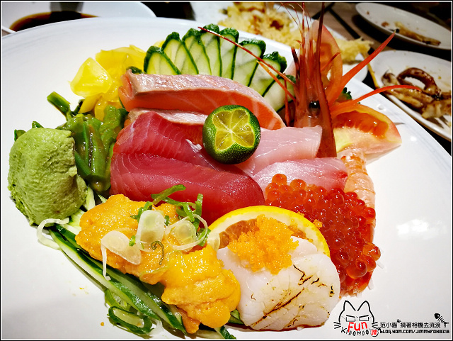 【新竹】魚町丼飯(東大店),CP高平價消費料多食材鮮美又好吃,值得再訪的口袋名單,平日用餐小雀幸天婦羅第二份只要,不點實在對不起自己,錯過你就藍瘦香菇了