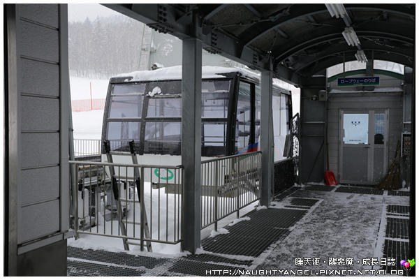 【北海道滑雪樂】富良野滑雪場Family Snow Land、雪上汽艇、香蕉船玩到爽,森林裡尋找小精靈