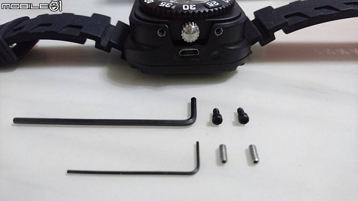SureFire 2211 Luminox 錶身與燈分解