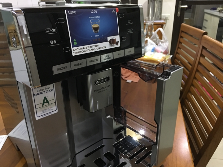 迪朗奇 Delonghi ESAM 6900 開箱