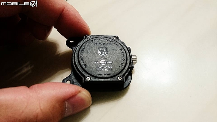 SureFire 2211 Luminox 錶身與燈分解