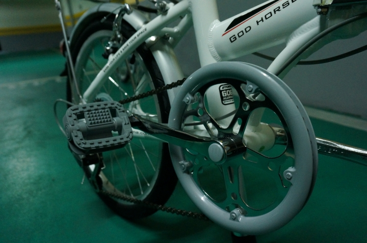 OYAMA便宜小折M100R1 開箱