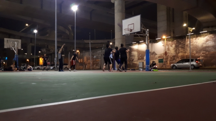 Samsung Galaxy A7(2017)讓你感受旗艦機種的威~顯