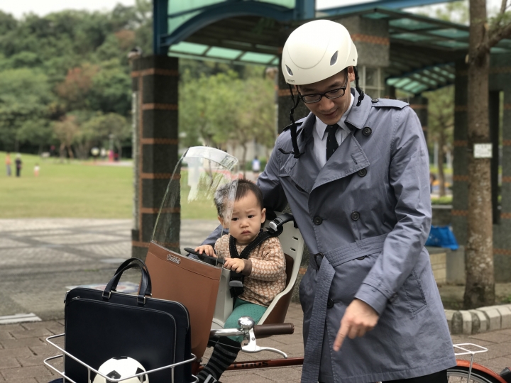 【開箱文】LINUS 美國城市自行車 + Bobike 荷蘭安全座椅