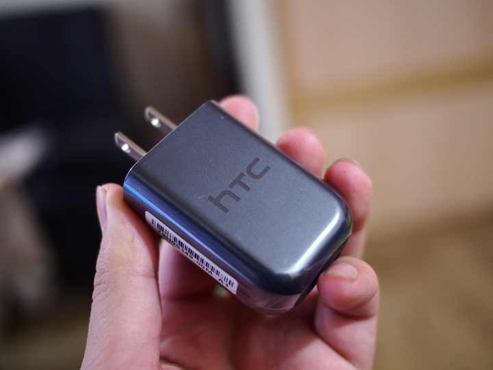 HTC U Ultra 黑色 不專業開箱評測