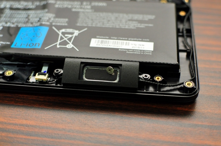 GIGABYTE P34K V7,搭配GTX1050 TI,讓效能持平桌機