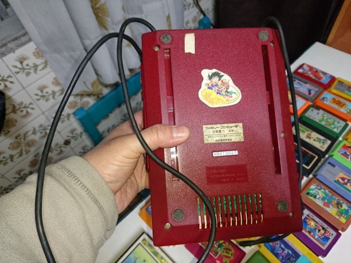 塵封20多年的出土文物:任天堂紅白機~穿越時空的開箱文