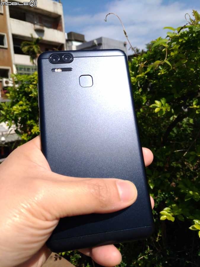 ZenFone 3 系列完全體!ZenFone 3 Zoom微評測