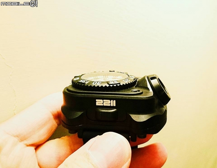 SureFire 2211 Luminox 錶身與燈分解