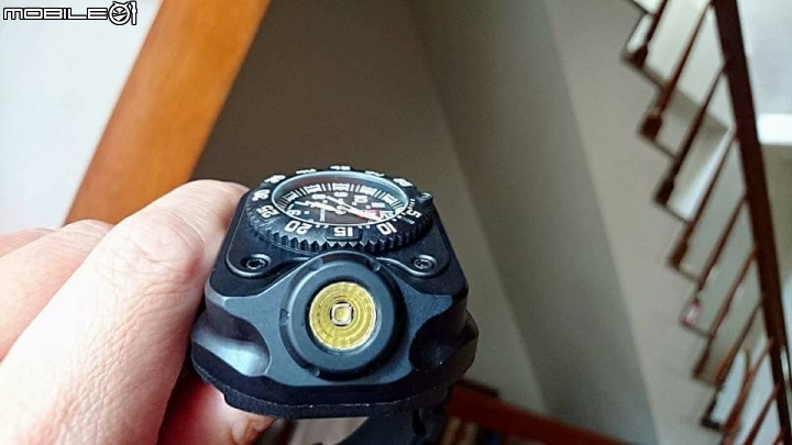 SureFire 2211 Luminox 錶身與燈分解