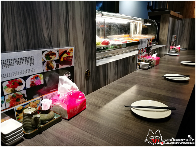 【新竹】魚町丼飯(東大店),CP高平價消費料多食材鮮美又好吃,值得再訪的口袋名單,平日用餐小雀幸天婦羅第二份只要,不點實在對不起自己,錯過你就藍瘦香菇了