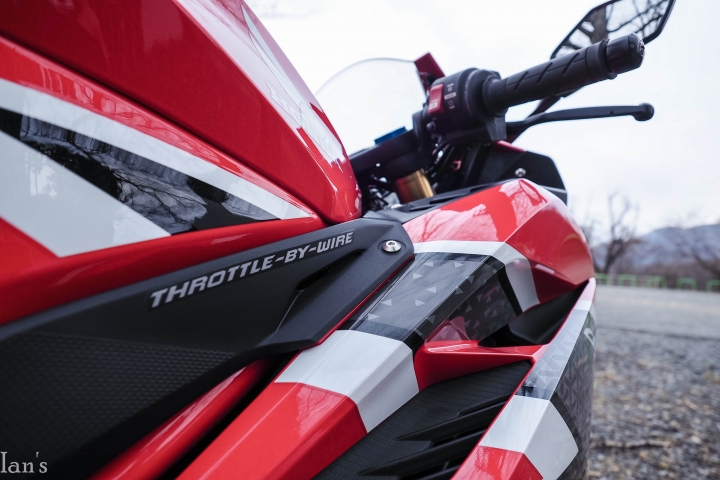 5分鐘看車系列 HONDA-CBR250RR 華語圈第一手試駕報導