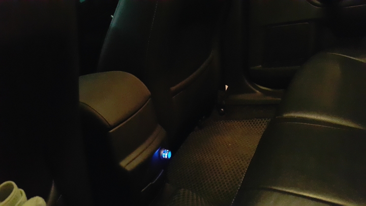 Mondeo MK4+ 怡利 smart HUD2 開箱分享
