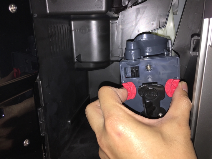 迪朗奇 Delonghi ESAM 6900 開箱