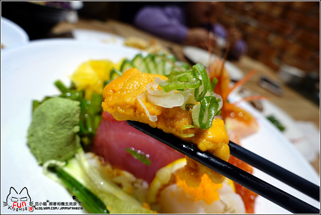 【新竹】魚町丼飯(東大店),CP高平價消費料多食材鮮美又好吃,值得再訪的口袋名單,平日用餐小雀幸天婦羅第二份只要,不點實在對不起自己,錯過你就藍瘦香菇了