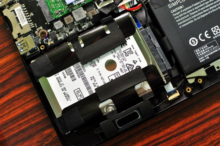 GIGABYTE P34K V7,搭配GTX1050 TI,讓效能持平桌機