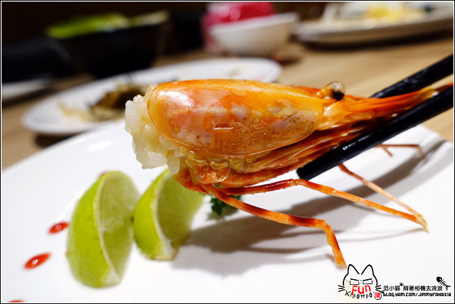 【新竹】魚町丼飯(東大店),CP高平價消費料多食材鮮美又好吃,值得再訪的口袋名單,平日用餐小雀幸天婦羅第二份只要,不點實在對不起自己,錯過你就藍瘦香菇了