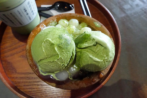 【食記】高雄新興區。三星園民合茶屋~味道濃郁的抹茶冰 但飲品略貴