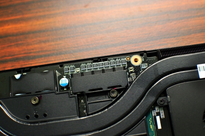 GIGABYTE P34K V7,搭配GTX1050 TI,讓效能持平桌機
