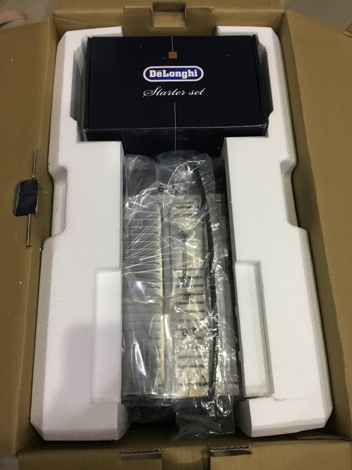 迪朗奇 Delonghi ESAM 6900 開箱
