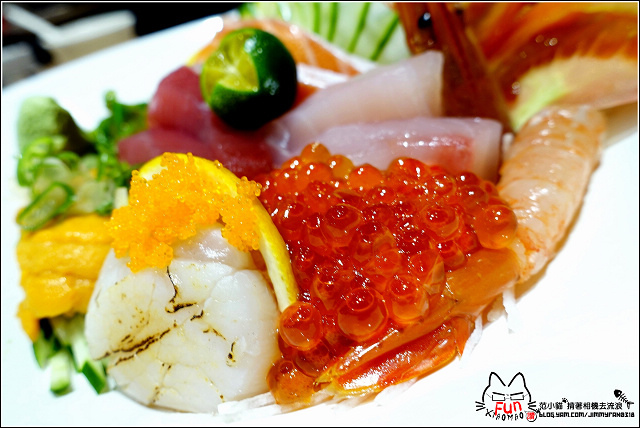 【新竹】魚町丼飯(東大店),CP高平價消費料多食材鮮美又好吃,值得再訪的口袋名單,平日用餐小雀幸天婦羅第二份只要,不點實在對不起自己,錯過你就藍瘦香菇了