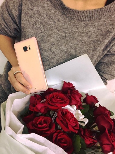 {放閃開箱} 彩妝粉HTC U Ultra