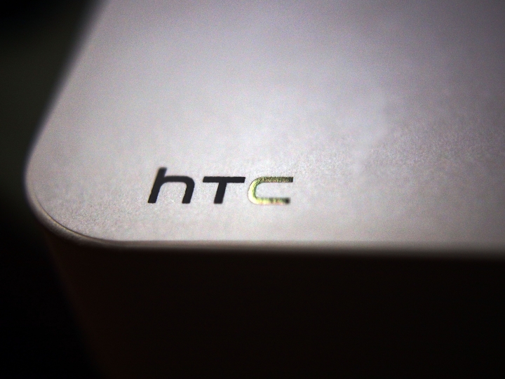 HTC U Ultra 黑色 不專業開箱評測
