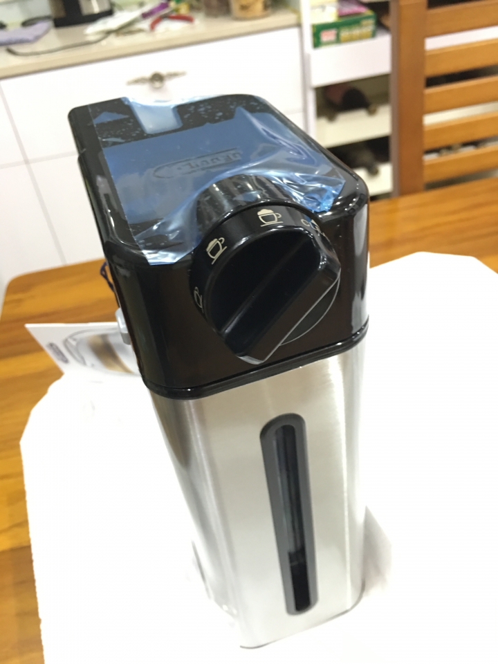 迪朗奇 Delonghi ESAM 6900 開箱