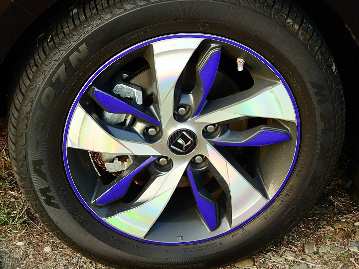S3是Luxgen車款中唯一能顯示四輪胎壓值的車款,非常實用。