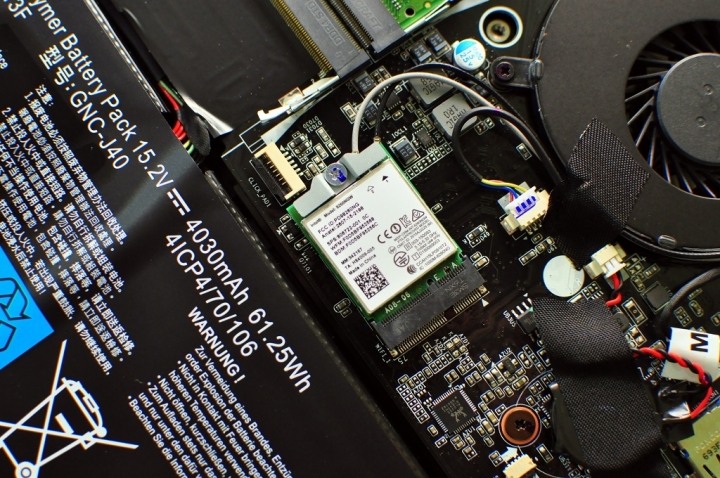 GIGABYTE P34K V7,搭配GTX1050 TI,讓效能持平桌機
