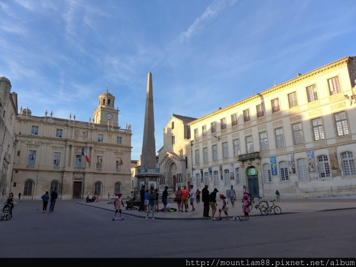 Arles【亞爾】南法小鎮自由行(4) - 亞爾勒古城