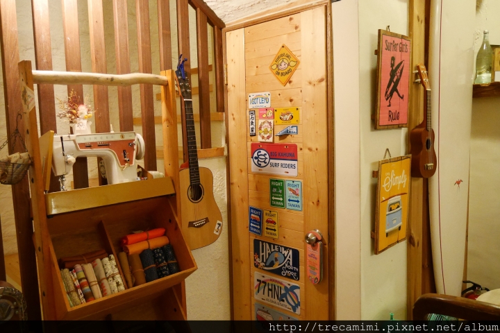 【旅遊-墾丁南灣】鐵宿TETSU-鬧中取靜木造風裝潢的寵物友善民宿,不限體型跟寵物隻數衝浪玩水一應俱全,好評推薦!