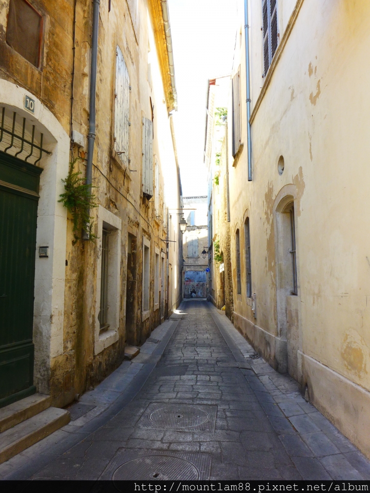 Arles【亞爾】南法小鎮自由行(4) - 亞爾勒古城