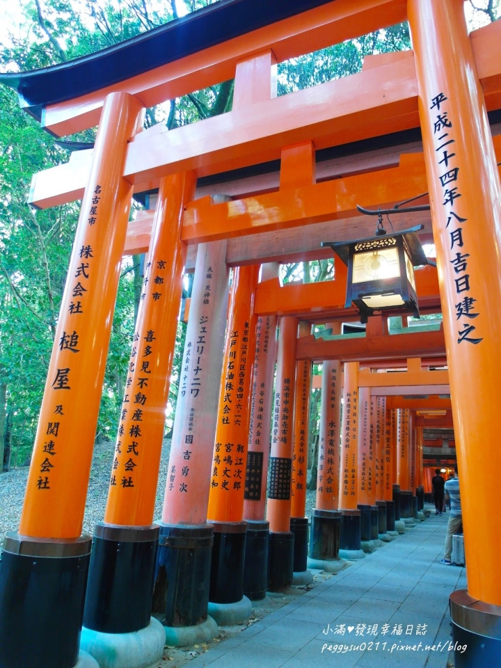 (京都景點) 伏見稻荷大社 ❤ 終於見到藝妓回憶錄千本鳥居場景好感動~