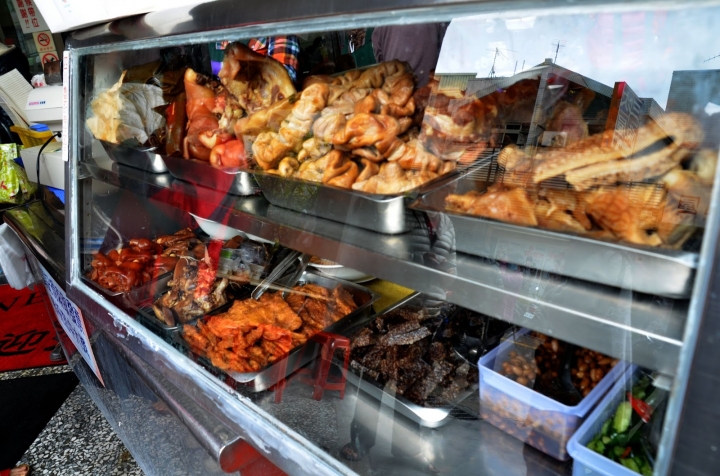 台中食記,北屯區【老向的店】,超人氣小吃,餐點超多元,必訪神店