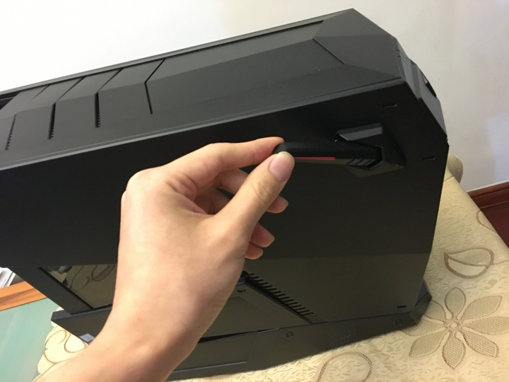 微星 MSI Aegis X3 不專業開箱評測文