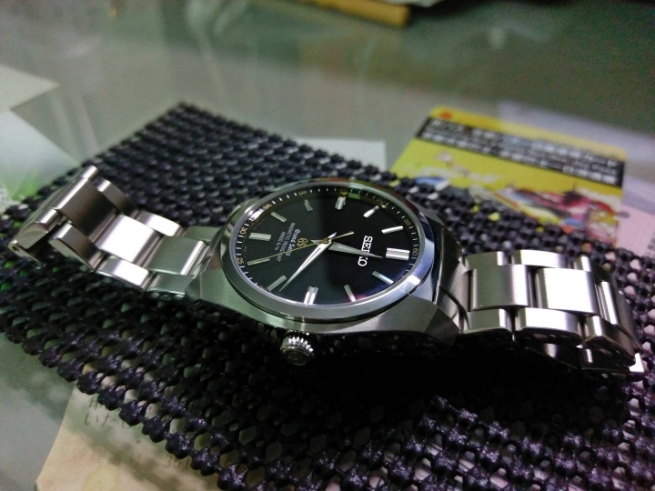 台灣限量抗磁款,意外的Bug ─ Grand Seiko SBGX089 微開箱