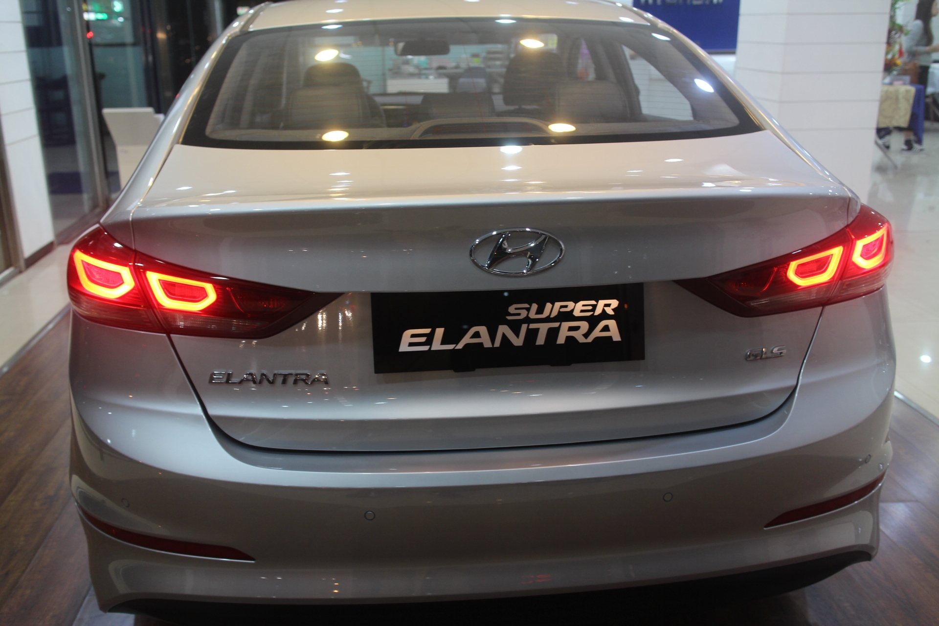 (6色全發+特仕版)「洗鍊歐風 超級進化」Hyundai Super Elnatra 試駕體驗分享