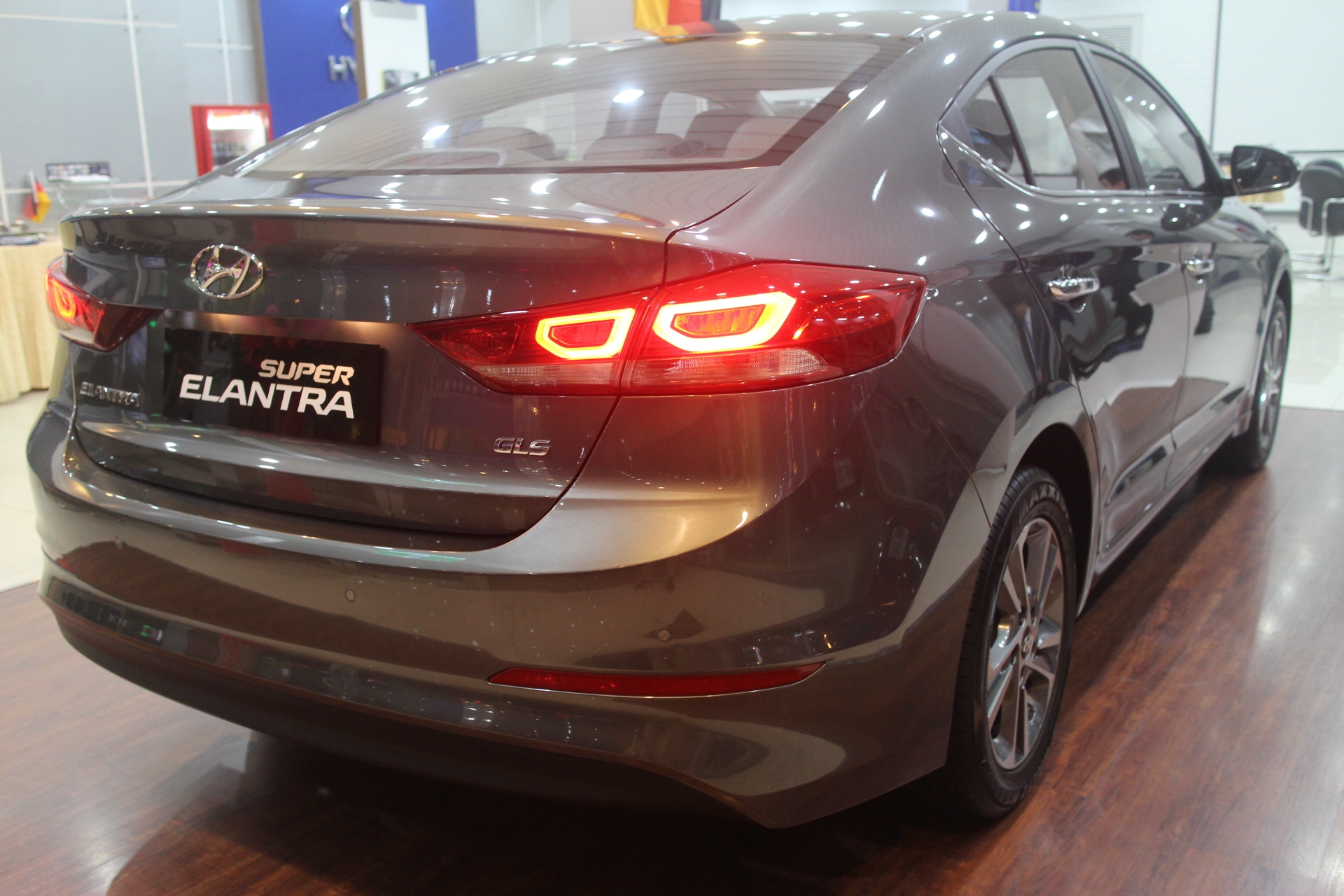 (6色全發+特仕版)「洗鍊歐風 超級進化」Hyundai Super Elnatra 試駕體驗分享