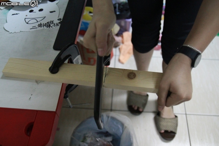 和女兒一起做的自然作業 氣墊船