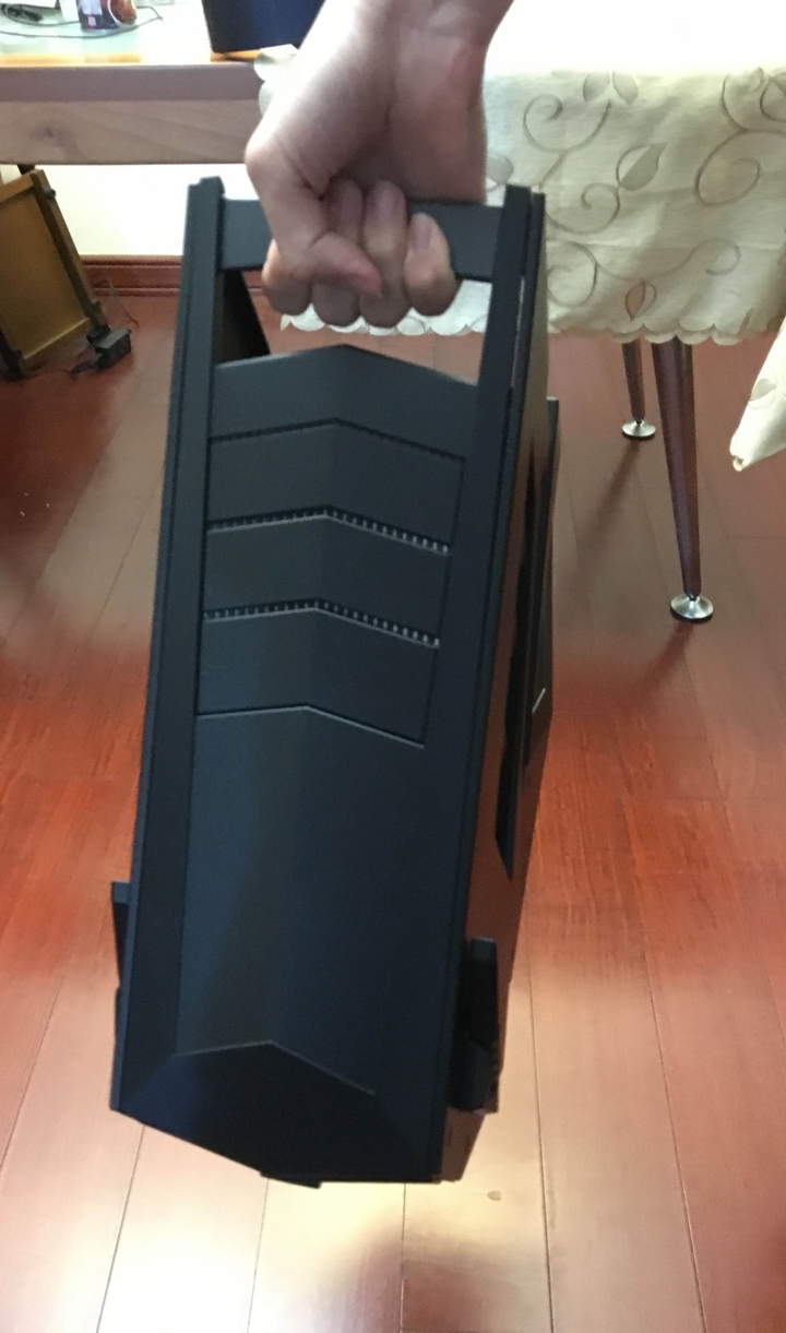 微星 MSI Aegis X3 不專業開箱評測文